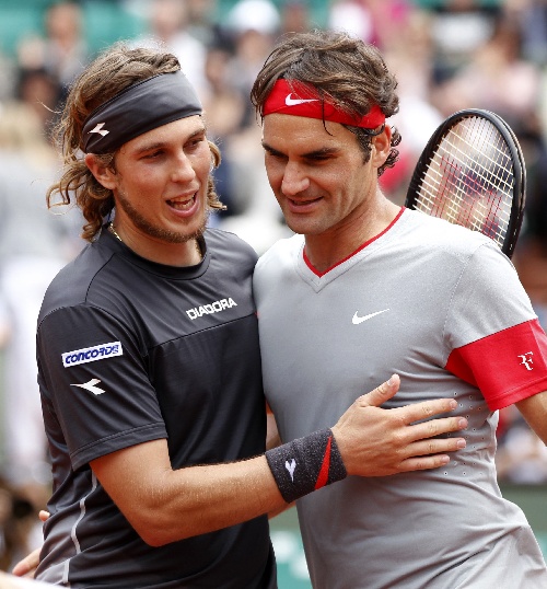 包含世界网球队鏖战西班牙网球队,费德勒制霸全场的词条 包含世界网球队鏖战西班牙网球队,费德勒制霸全场的词条