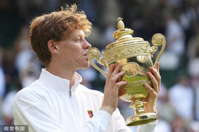 年终总决赛碾压戴维斯杯，辛纳刷新纪录的简单介绍