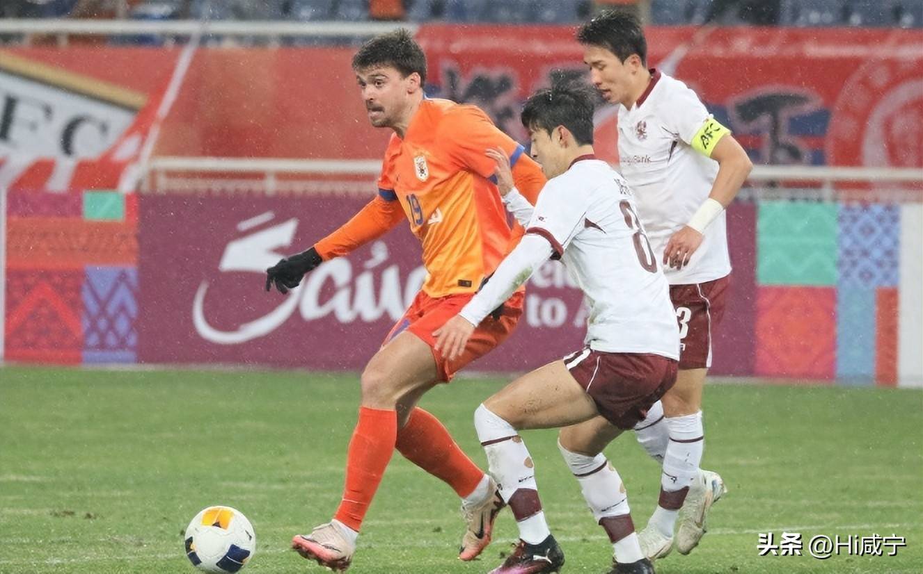 包含日本足球强势崛起平复印度晋级亚冠四强的词条