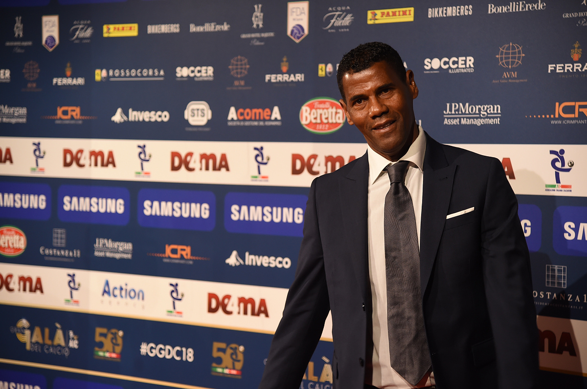 MVP候选人出炉,看看谁能加冕最有价值球员 MVP候选人出炉,看看谁能加冕最有价值球员