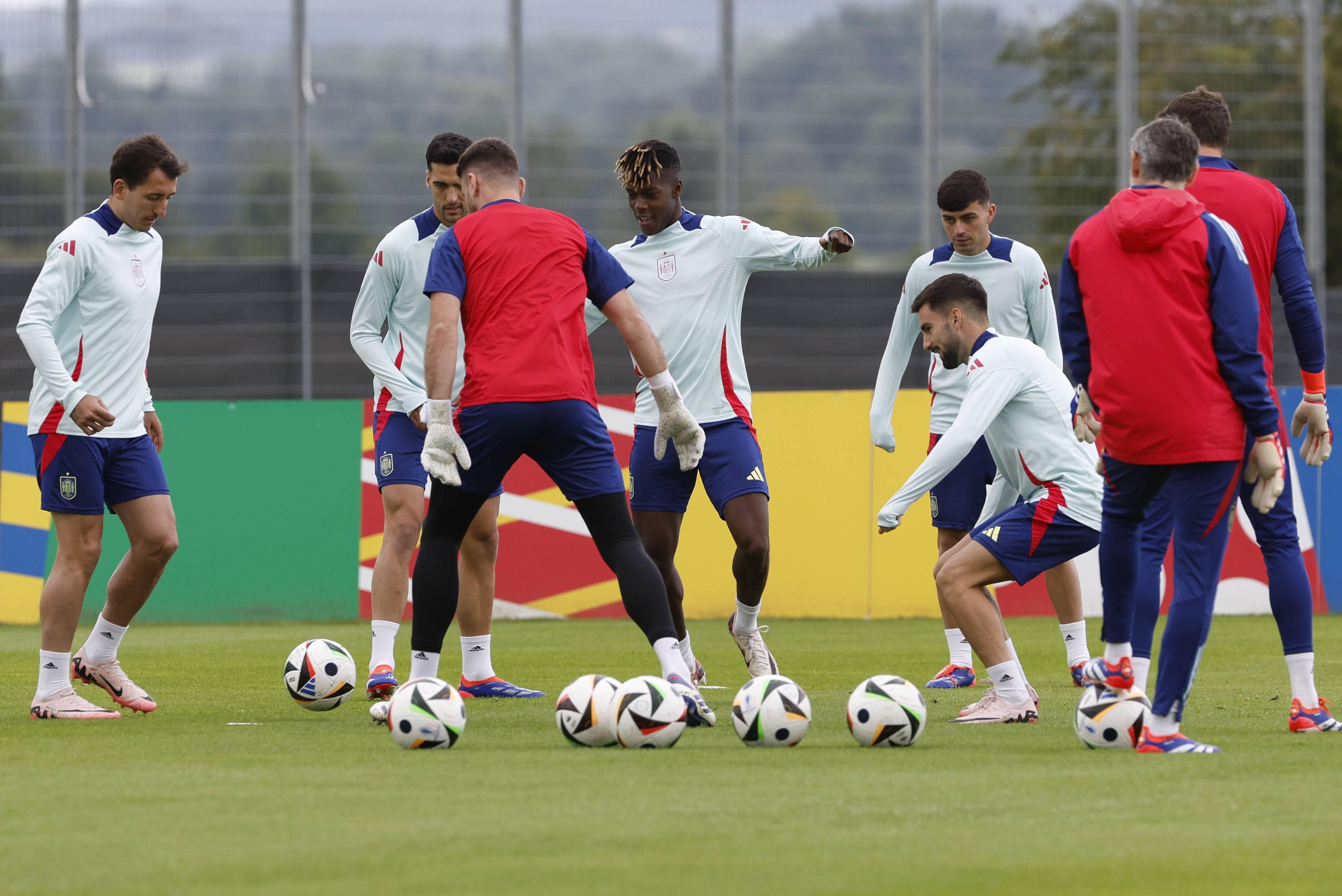 包含球队管理团队优化训练计划,备战国际赛的词条 包含球队管理团队优化训练计划,备战国际赛的词条