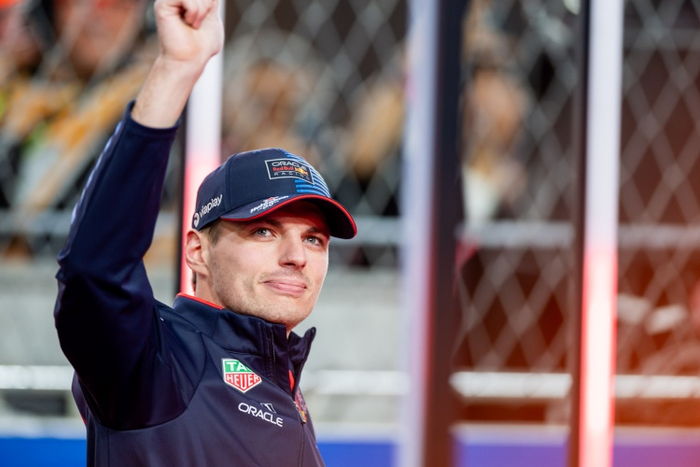 包含梅赛德斯横扫红牛二队,维斯塔潘状态火热的词条 包含梅赛德斯横扫红牛二队,维斯塔潘状态火热的词条