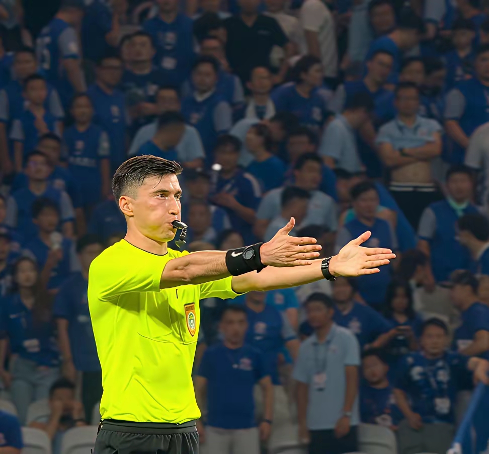 包含顶尖球员展现出色表现，盼望胜利比赛全面开花的词条