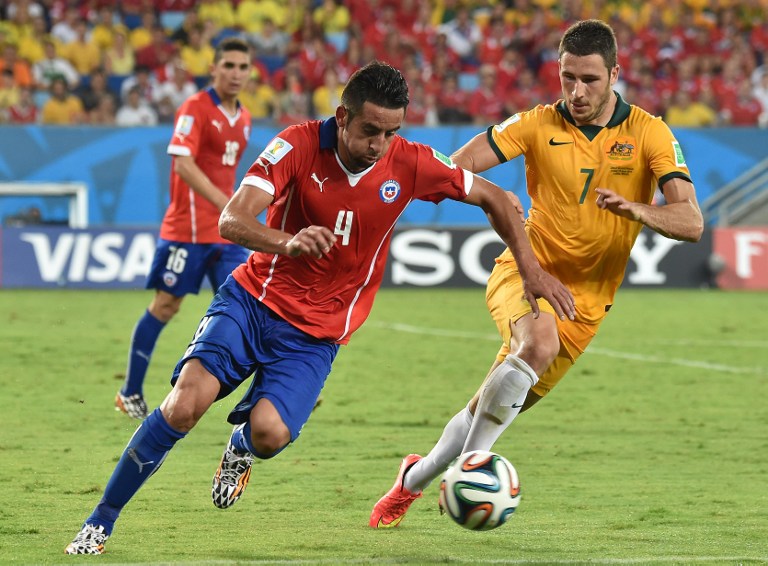 智利碾压巴萨，德利赫特制霸全场的简单介绍