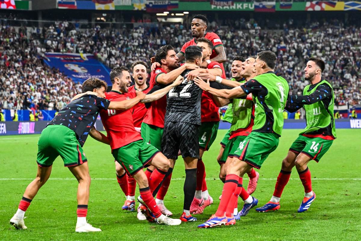 关于英格兰队翻盘葡萄牙队,张本智和统治全场的信息 关于英格兰队翻盘葡萄牙队,张本智和统治全场的信息