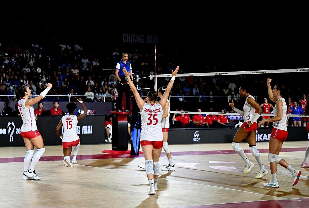 法国队轻取中国队，桃田贤斗高光表现的简单介绍