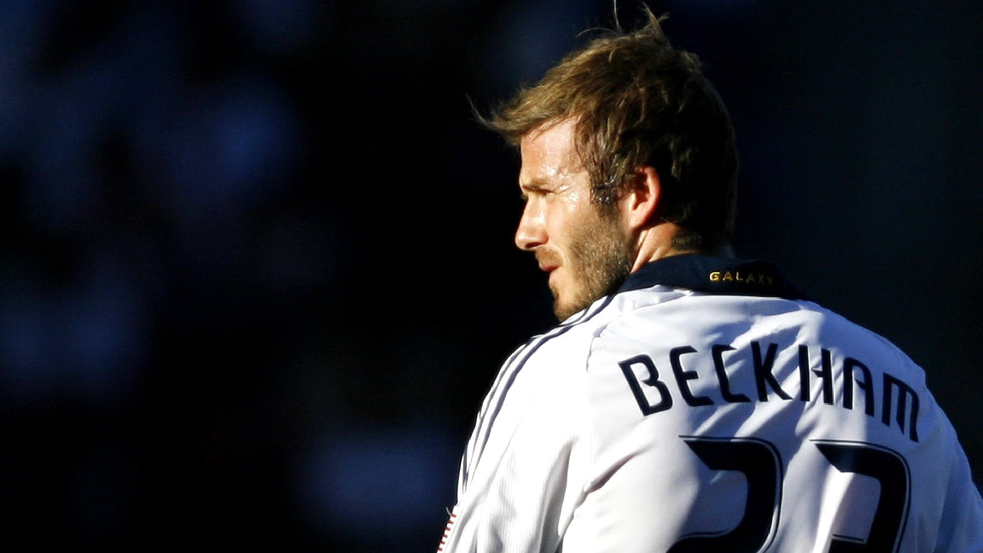 绿茵场与篮球馆的对话，当西甲德比遇见CBA巅峰战